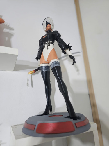 Nier: Automata Figura Coleccionable De 2b 40 Cm