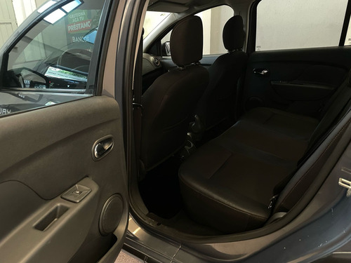 Renault Sandero Stepway 1.6 Privilege 105cv