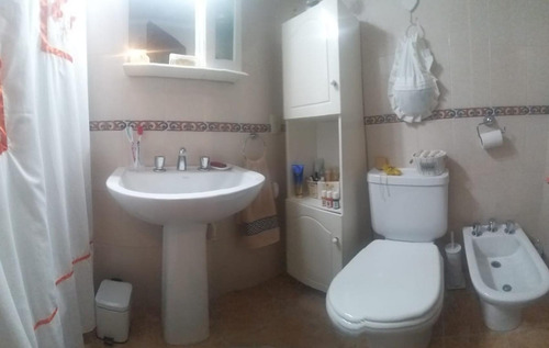 Imagen 25 de 30 de Venta De Inmejorable Duplex En Moreno, Calle Centenario 300