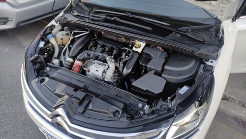 Imagen 14 de 18 de Citroën C4 Lounge 2018 1.6 Thp 165 At6 Feel