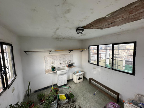 Venta Casa A Reciclar En Planta Alta Rosario - Echesortu