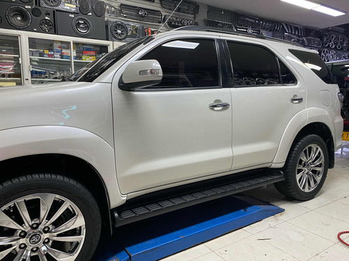 Toyota Fortuner 2.7l 4x2