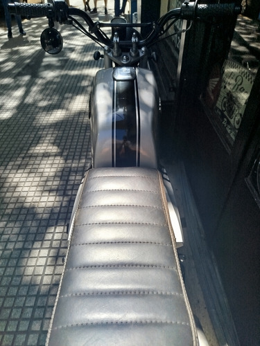 Suzuki Ax 100