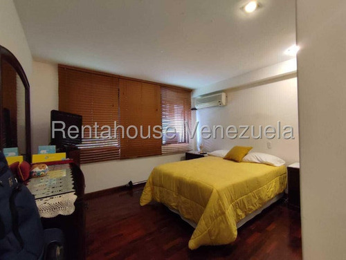 Apartamenot En Venta En El Peñon 25-10877