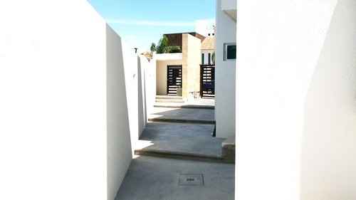 Imagen 4 de 14 de Departamento En Renta En Milenio Iii Queretaro