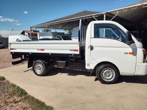 Imagem 6 de 15 de Hr 2.5 Hd 4x2 Pick Up Ano 2016/2017