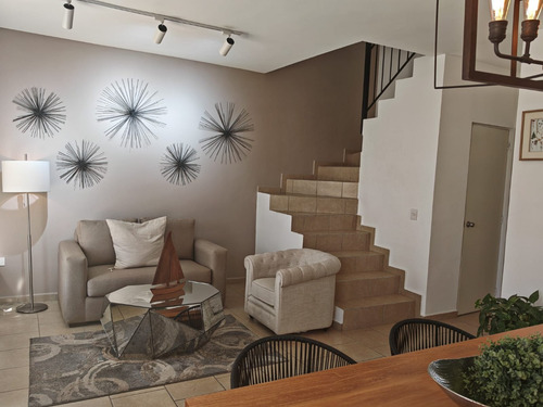 Ultimas Casas Que Construyen En Este Fracc., En Este Mes 2024 Regalan Cocina Con Barra De Granito Negro Y $75,000 De Descuento. Fracc. Cerrado De Varias Privadas Con Vigilancia Con Amenidade