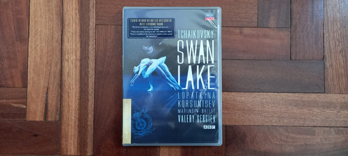 Dvd Tchaikovsky - El Lago De Los Cisnes