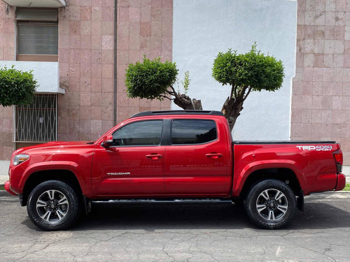 Imagen 6 de 15 de Toyota Tacoma 2018 3.5 Edición Especial 4x4 At