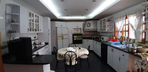Imagen 11 de 20 de Venta De Cómoda Casa En Cumbres De Curumo / Ofc 21-17403