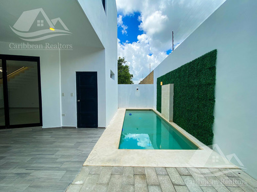 Casa En Residencial Vía Cumbres Cancún