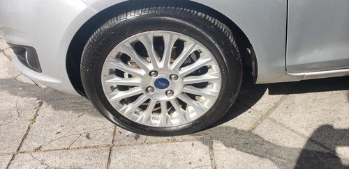 Ford Fiesta Kinetic Design 1.6 Titanium Powershift 120cv