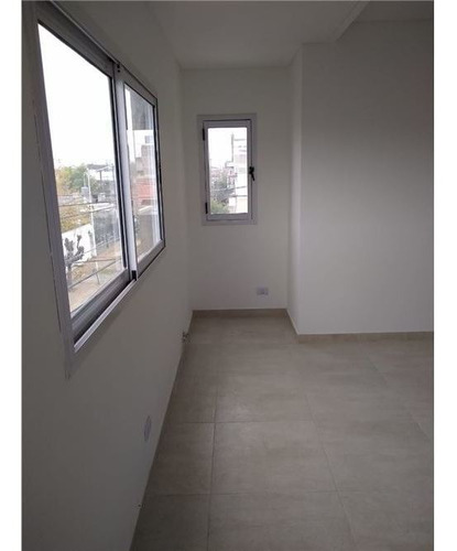 Imagen 14 de 15 de Venta Departamento 2 Amb Con Balcón Y Terraza