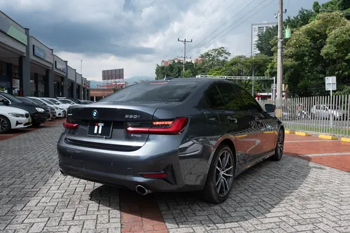Bmw 330i 2.0t At 2020