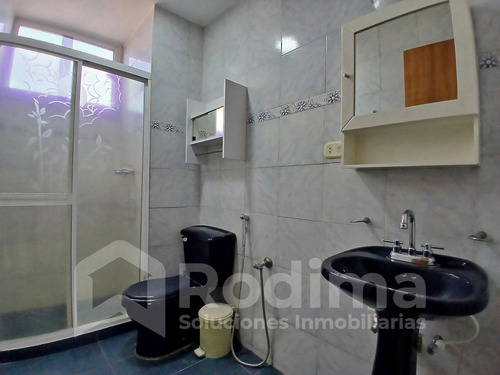 Apartamento En Residencias El Centro, Edificio Conectado A Pozo De Agua