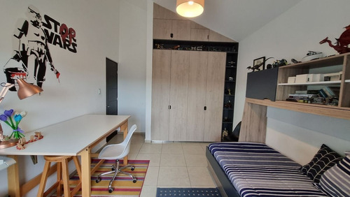 Casa En Venta En Cluster Privado Con Mejoras