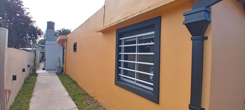 Imagen 3 de 25 de 4 Ambientes En Barrio Residencial