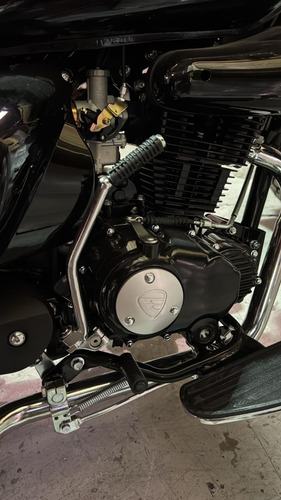 Motocicleta Chopper 250 Cc 2025 Color Negro