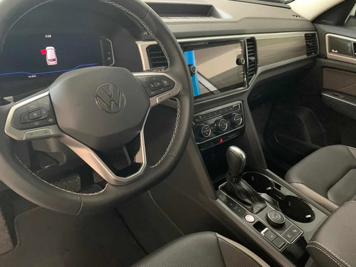 Imagen 11 de 15 de Amarok V6 Gris Indio