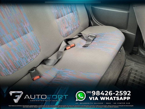 Imagem 6 de 12 de Chevrolet Celta 1.0 Mpfi Life 8v Flex 2p Manual