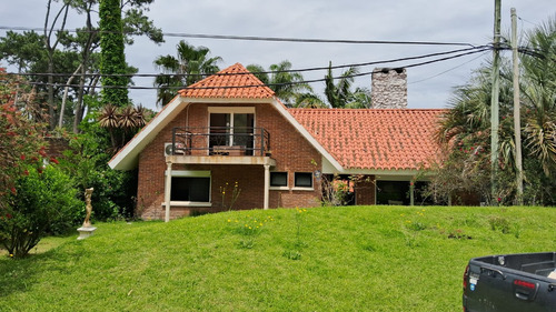 Hermoso Chalet  En Pinares