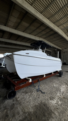 Catamarã 18 Pés Com Dois Motores De 60hp