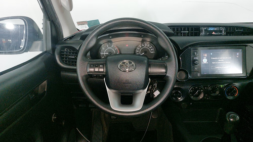 Toyota Hilux 2.8 DIESEL 4WD DOBLE CABINA