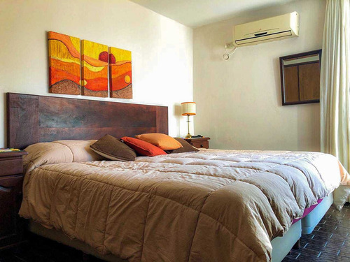 Hermosa Casa De 3 Dormitorios En Zona Norte, Excelente Ubicación