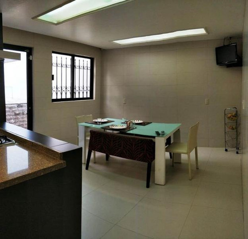 Imagen 8 de 19 de Vista Y Comodidad, Gran Jardín