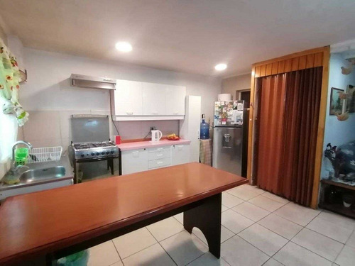 Imagen 8 de 15 de Excelente Casa, Cercana A Metro Conchalí.