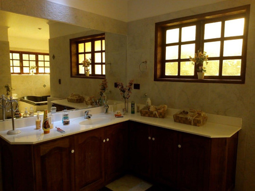 Parcela Estilo Colonial En Condominio Los Almendros