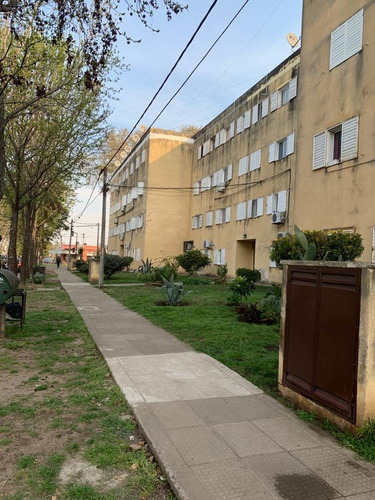 Imagen 1 de 14 de En Venta Departamento En Junin 4 Ambientes En Bo Ferroviario