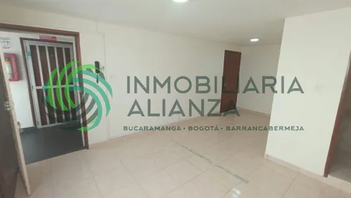 Oficina En Arriendo En Bolivar. Cod A14842