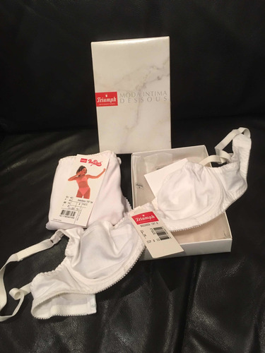 Conjunto De Corpiño Y Bombacha Marca Triumph