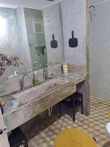 Imagen 17 de 19 de Apartamento En Venta - Los Palos Grandes 23-13485 - Ja 04242153335