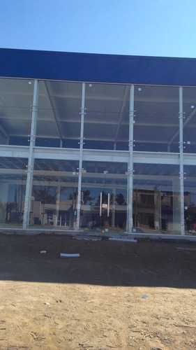 Imagen 2 de 10 de Local En Venta En La Plata