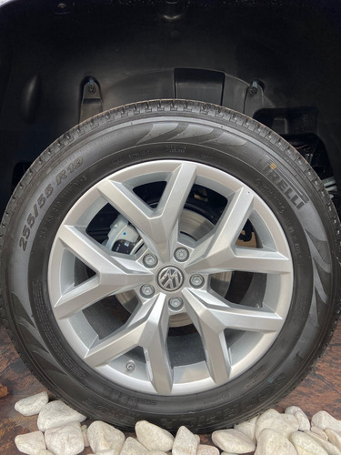 Imagen 11 de 25 de Volkswagen Amarok Highline 3.0l 258cv 4x4 At 2023 Stock Sb