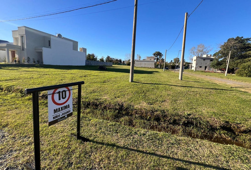 Lote En Venta En Villa Elisa Calle 407 Y 21 - Barrio Privado Las Alondras