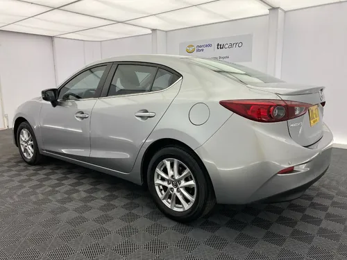 Mazda 3 2.0 Touring
