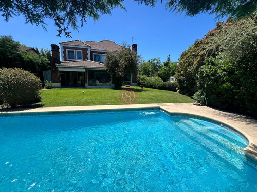 Casa En Venta En Bermudas, Pilar, G.b.a. Zona Norte