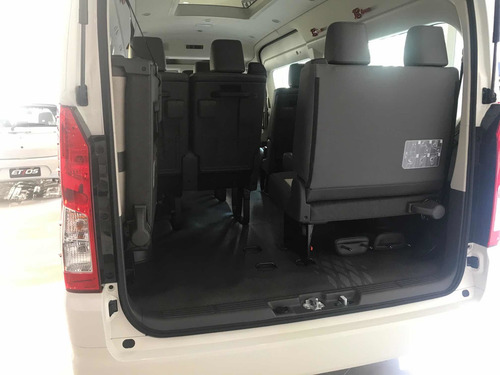 Toyota Hiace 2021 2.8 Tdi Commuter 6at 14a