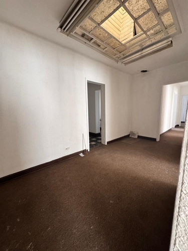 Departamento En Venta De 6 Dorm. En Concepción