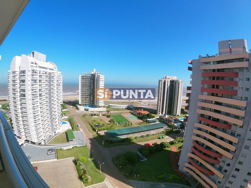 Imagen 7 de 23 de Torre Con Servicios
