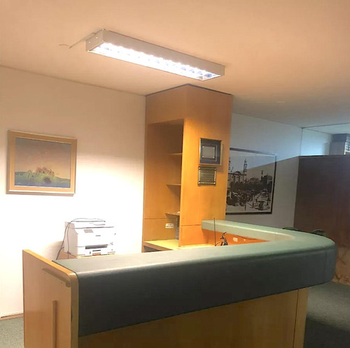 7 Oficinas En Venta 250 M2 Ciudad Vieja