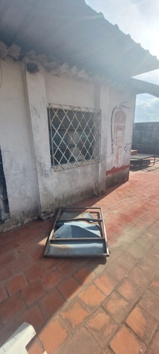 Imagen 20 de 30 de Venta - La Merced 5700 Caseros- Local C/deposito C/opcion De Construir En Terraza