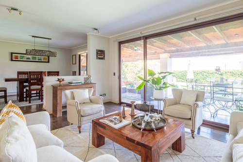 Condominio Familiar, Colegios Cerca Y Gran Plusvalía