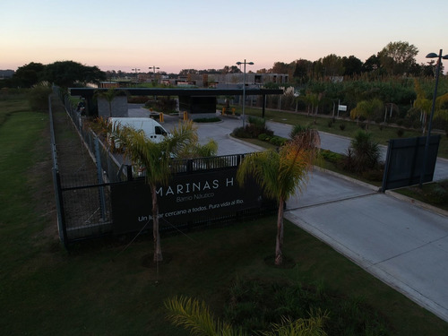 Imagen 8 de 10 de Lote Al Río! Orientación Oeste - Nuevo Barrio Marinas H!