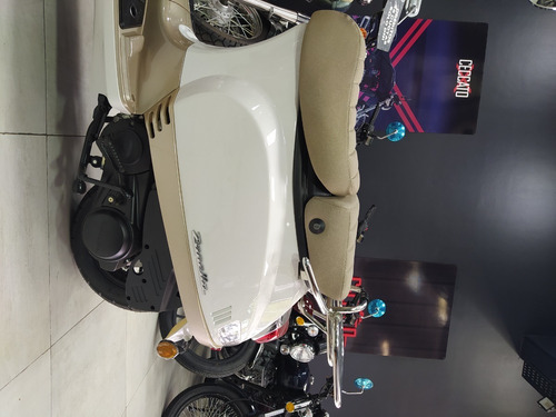 Imagen 24 de 25 de Scooter Vintage Exclusive 150 No Vespa Tienda Zanella Z Sur