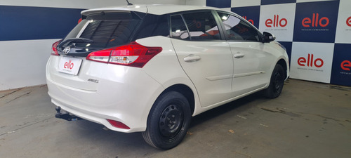Toyota Yaris 1.3 16V FLEX XL LIVE MULTIDRIVE