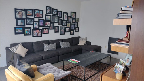 Imagen 19 de 30 de Moderna Casa En Venta, Renta O Renta Con Opción A Compra